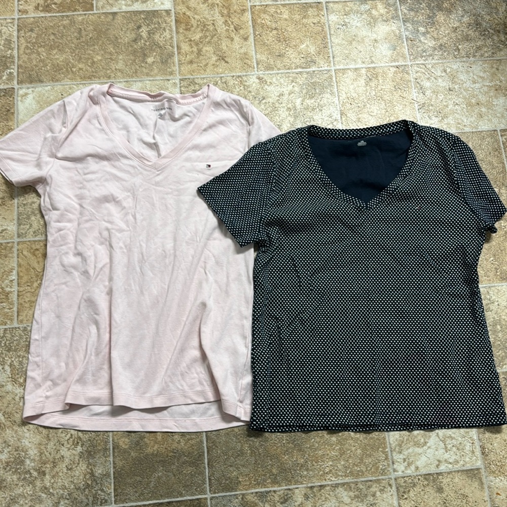 🌵. Women’s Tommy Hilfiger Tops 2